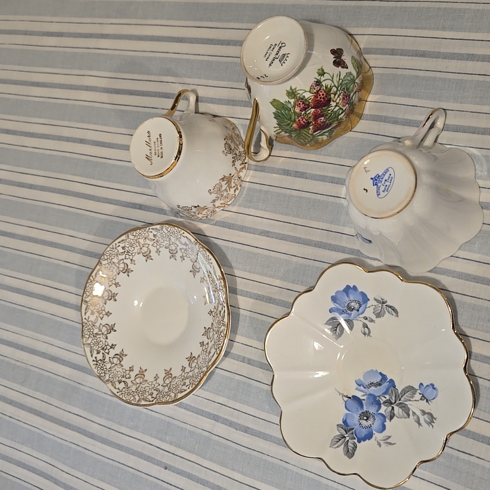 Mixed Lot of 3 Vintage tea cups from estate sale